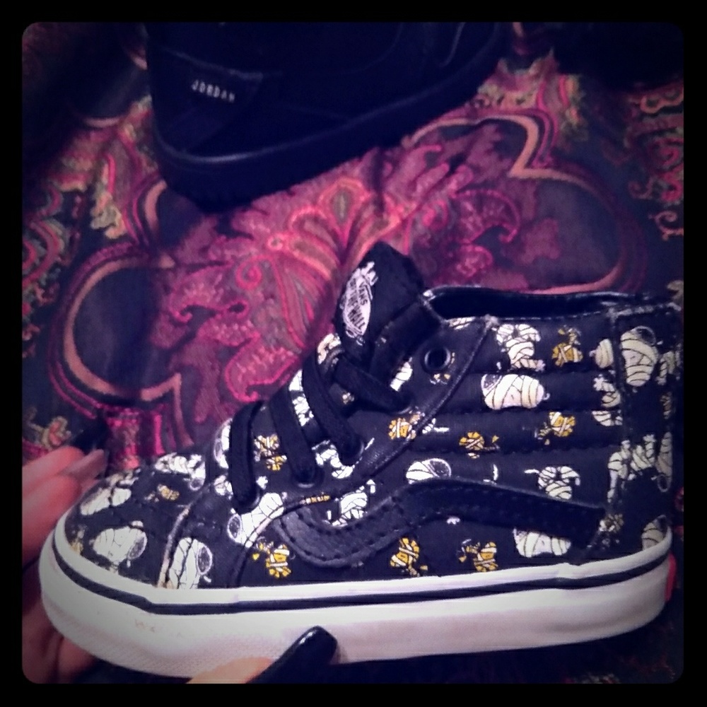 Mummy Snoopy Vans